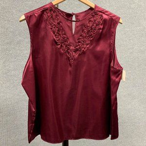 NWT Burgundy Ribbon Embellished Shell Top 1X